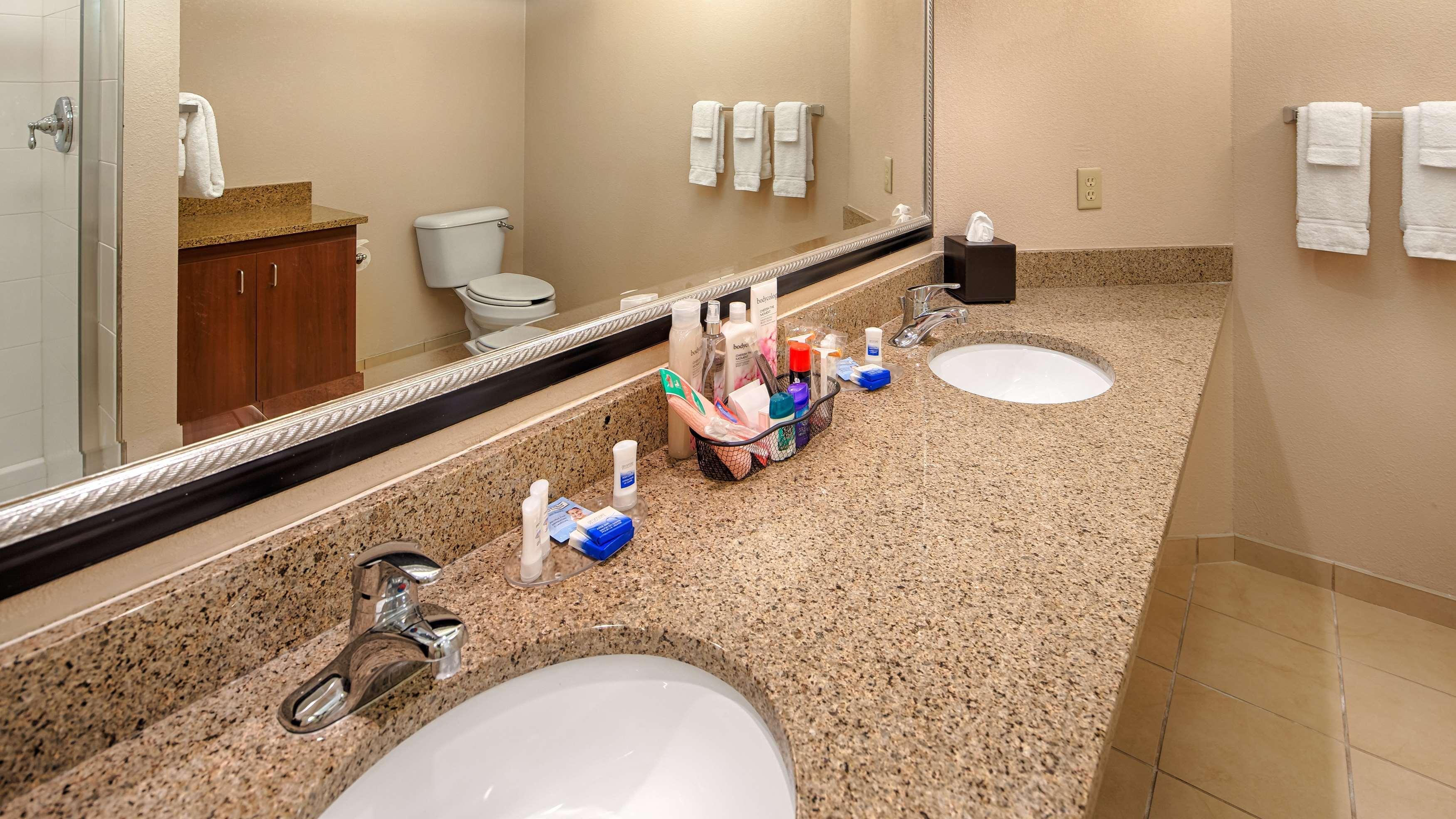 Western - St. Joseph Hotel 3*